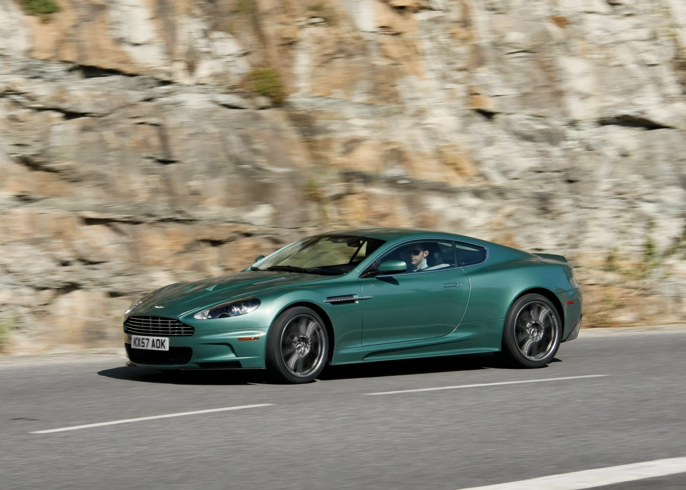 Aston Martin DBS