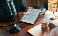 empregador a apresentar processo disciplinar laboral a funcionário