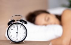 Qunatas horas devemos dormir em média