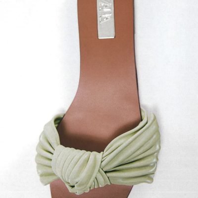 chinelo com laço zara