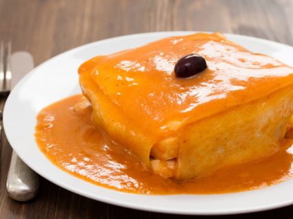 Prato com francesinha