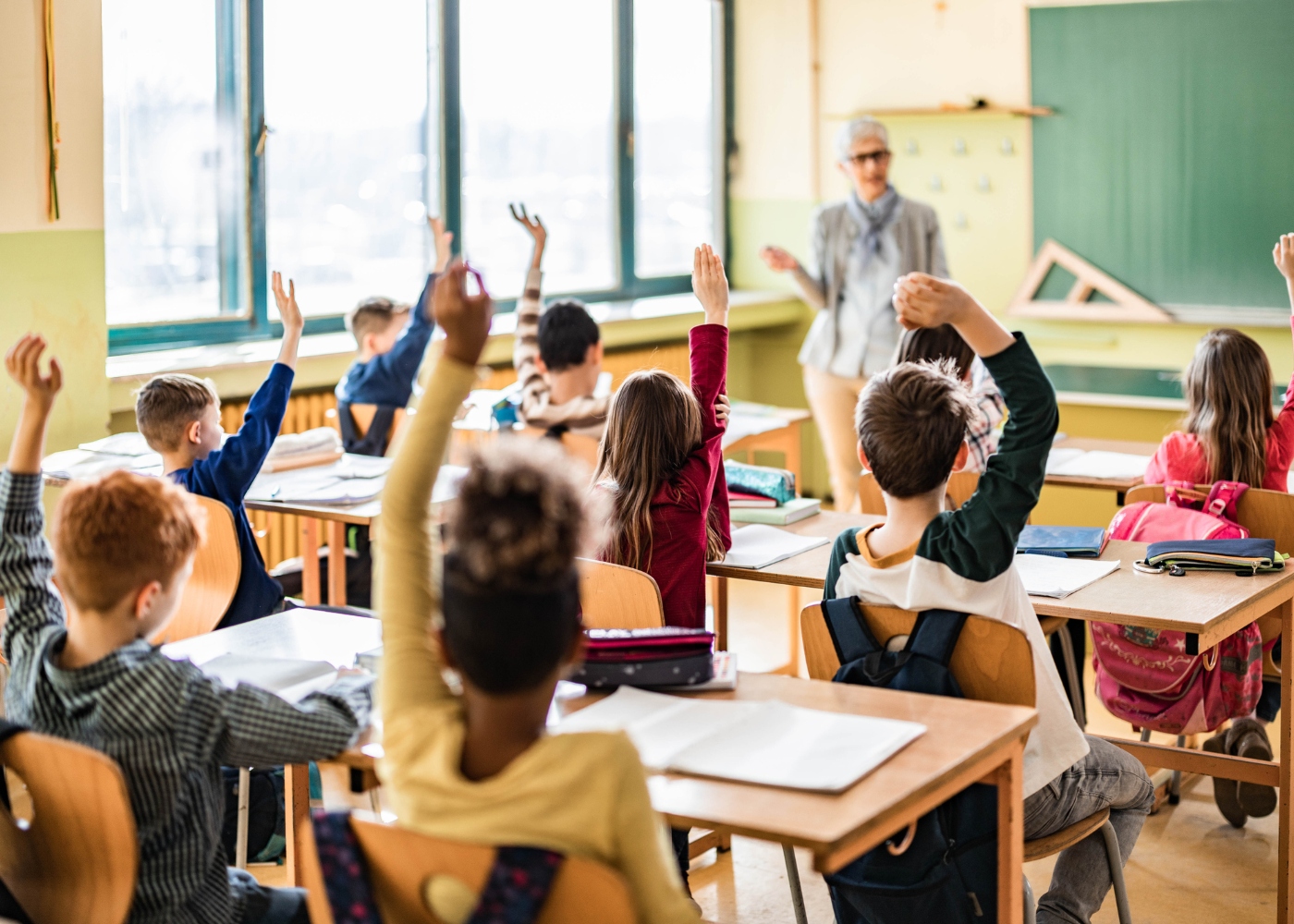 alunos com aproveitamento escolar numa aula