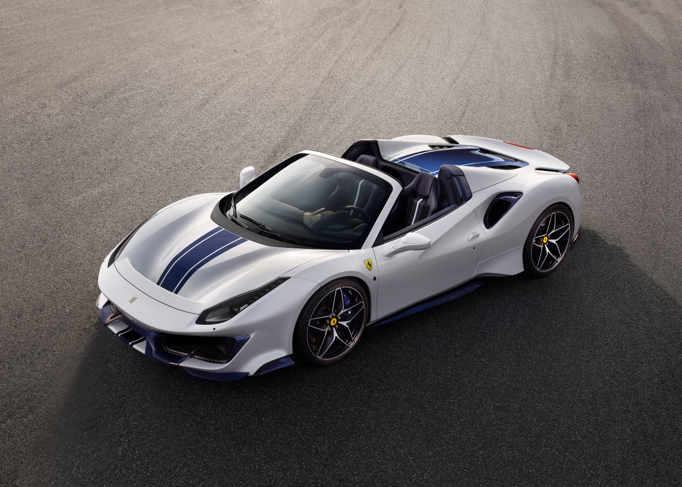 Ferrari 488 Pista Spider, um dos ferraris mais vendidos em Portugal