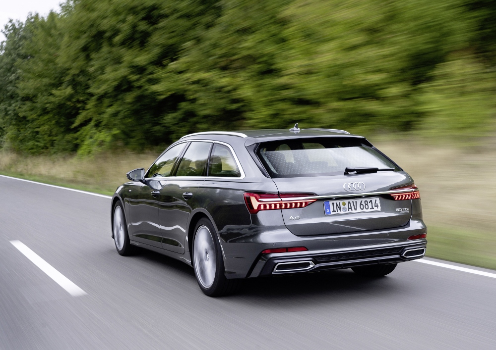 audi a6 avant com escapes falsos