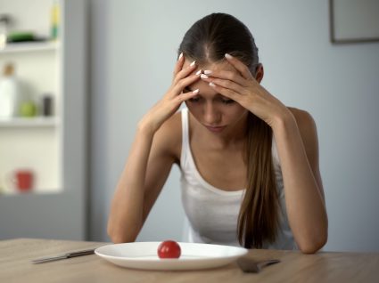 Mulher com sintomas de anemia