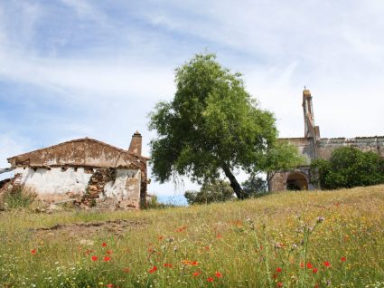 Aldeia abandonada de Safira