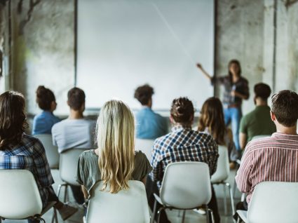 trabalhadores em formação para gozar créditos de formação