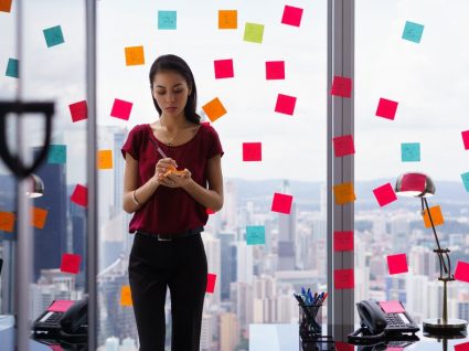 Descubra como o trabalho pode estar a afetar a sua saúde