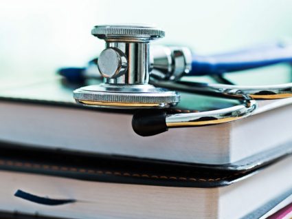 Os 4 melhores países para estudar medicina