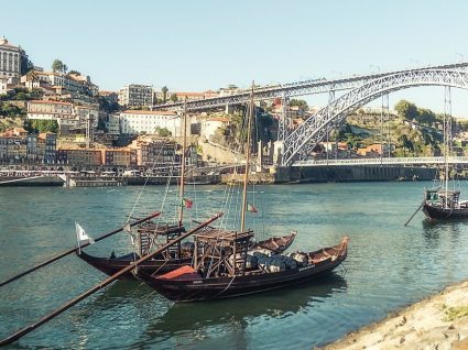 Quer fazer um passeio de barco no Douro? Temos 4 sugestões incríveis