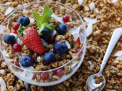 Granola caseira: 5 receitas cheias de sabor