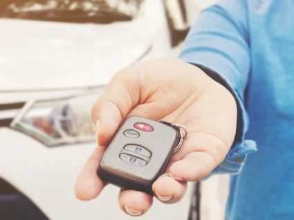 Como negociar um carro usado com o vendedor e fazer uma boa compra