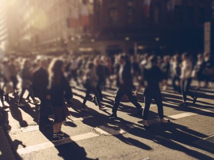 Um em cada três trabalhadores em risco de burnout, diz estudo