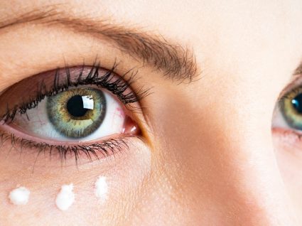 Sérum para olhos: para que serve e quais os melhores?