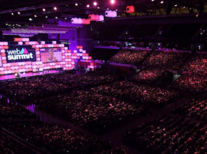 Web Summit: o peso da tecnologia na mudança das relações amorosas