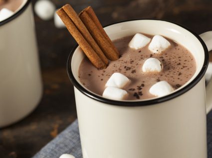 6 bebidas quentes para aquecer o inverno (e o coração)