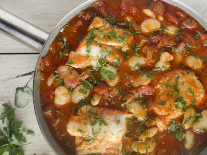 Bacalhau com grão: 4 pratos para agradar a gregos e troianos