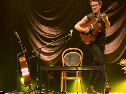 Nando Reis apresenta-se a Portugal com Voz e Violão