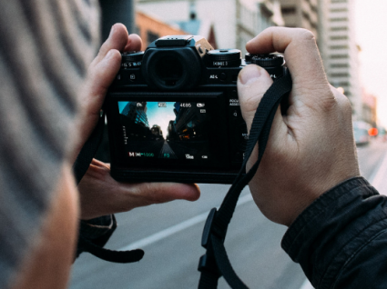 O que usar nas férias: câmara fotográfica ou smartphone?