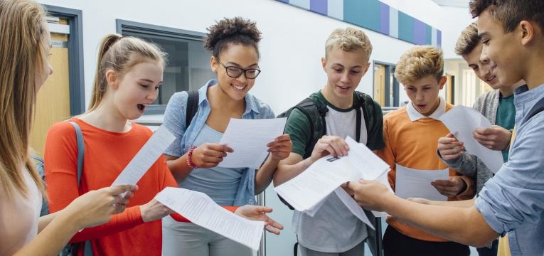 bolsas de estudo para o Ensino Secundário