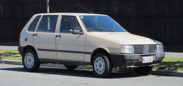 fiat uno