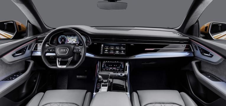 Interior Audi Q8