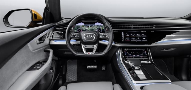 Interior Audi Q8