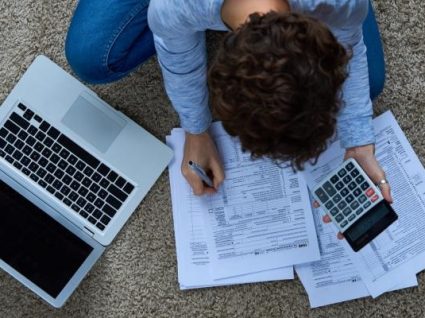 Como deixar de pagar despesas de manutenção de conta