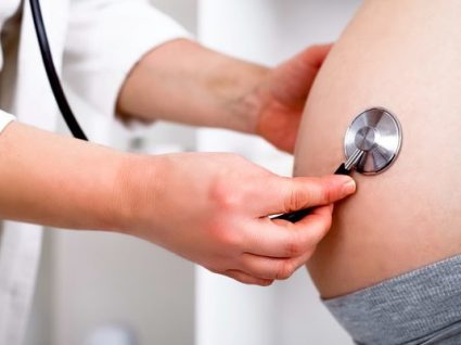 Placenta prévia: o que é, sintomas e tratamento