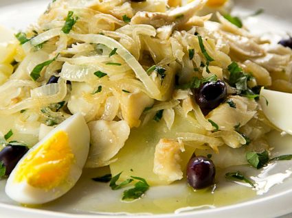 Bacalhau à Gomes de Sá: história e receita