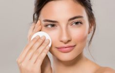 Tónico facial: sabe o que é e para que serve?