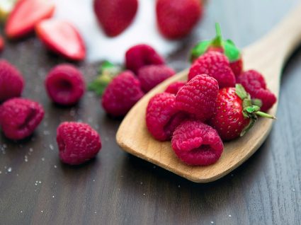 Frutos vermelhos e vinho tinto podem prevenir depressão e ansiedade