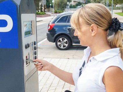 EMEL lança aplicação de estacionamento para frotas