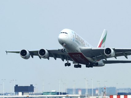 Emirates volta a Portugal para recrutar mais pessoal