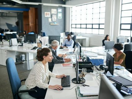 Finanças estão a recrutar 120 trabalhadores