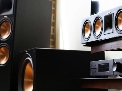 Home Theater em casa: tudo que precisa de saber