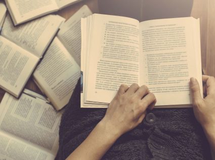 Meia hora de leitura diária aumenta esperança de vida