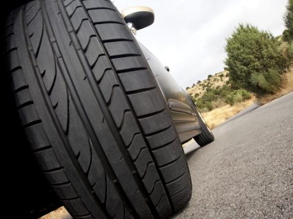 Goodyear anuncia pneus que avisam quando precisam de ser mudados