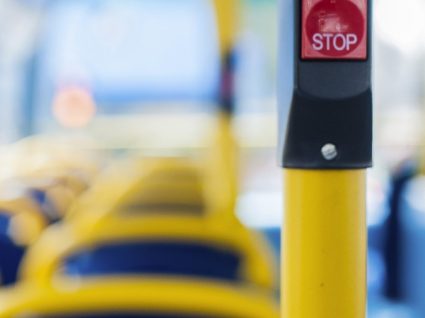 Anda de autocarro? Tenha cuidado com as multas