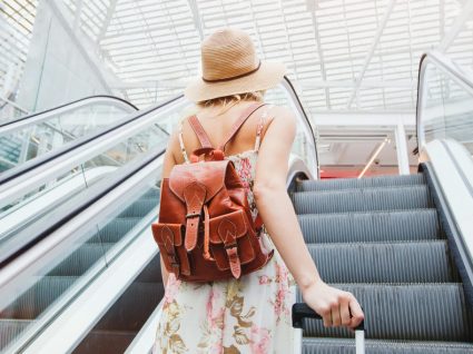 A Grant quer dar-lhe emprego a viajar pelo mundo