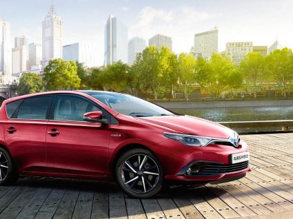 Quer um Auris? Pague uma mensalidade mais baixa, em menos tempo e troque de carro no fim do contrato