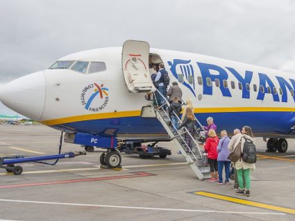 Ryanair volta a recrutar em Portugal: são 250 vagas