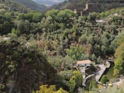 Praia Fluvial da Senhora da Piedade: um recanto sereno na serra