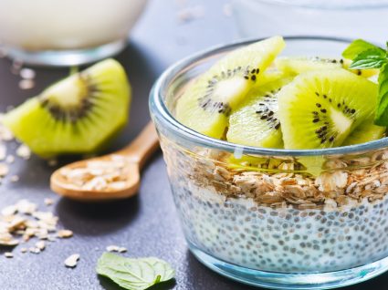 3 receitas de sobremesas com kiwi: rápidas, saborosas e verdes