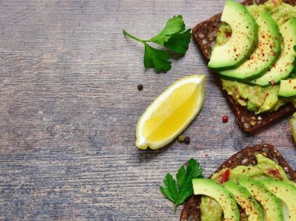 Duas sugestões de pequeno almoço para afastar a fome