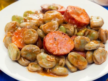 3 receitas para ficar a gostar de favas guisadas