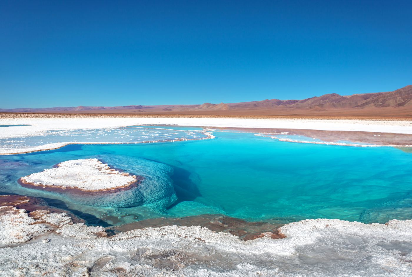 Lagoa no deserto do atacama