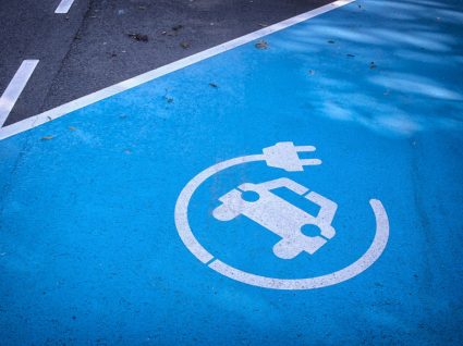 estacionamento carros eletricos