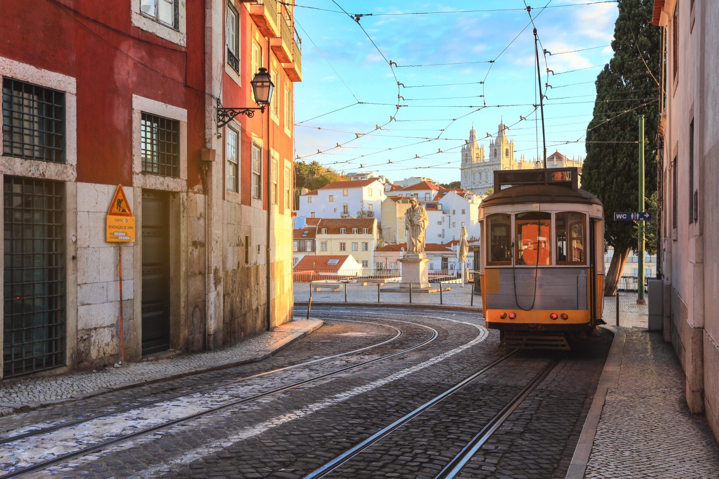 elétrico em Alfama