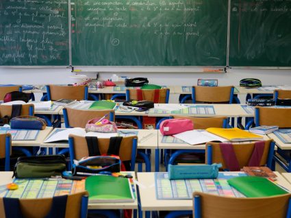 Acabou a devolução de manuais gratuitos no 1º ciclo